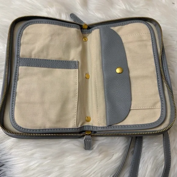 Minooy l Stylish Gray leather Crossbody Bag:NWOT - Picture 9 of 15